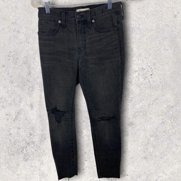 Madewell Mid Rise Skinny Jeans Black Sea Size 26 Petite Distressed Ripped Denim - Picture 12 of 12
